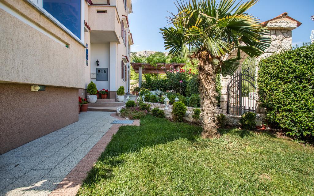 Apartments Maja And Sanja Baška Buitenkant foto